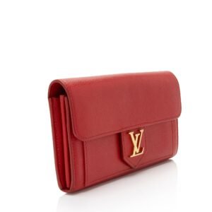 Louis-Vuitton-Calfskin-Lockme-Wallet_216190_right_angle_0_parent.jpg