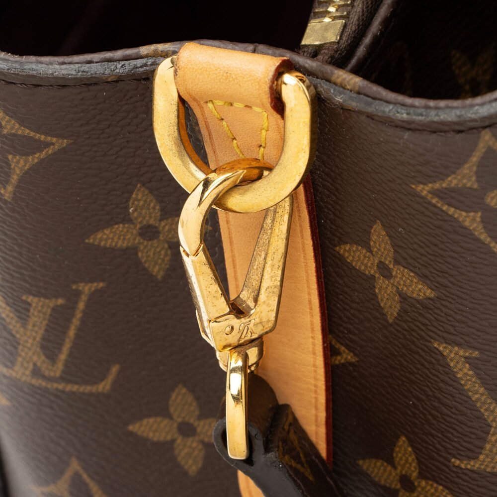 Louis Vuitton Monogram Canvas Montaigne BB Shoulder Bag