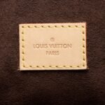 Louis Vuitton Monogram Canvas Pochette Metis Shoulder Bag