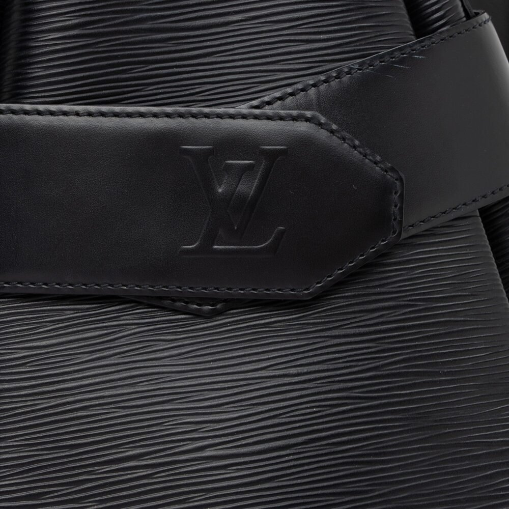 Louis Vuitton Vintage Epi Leather Sac D'epaule PM Shoulder Bag